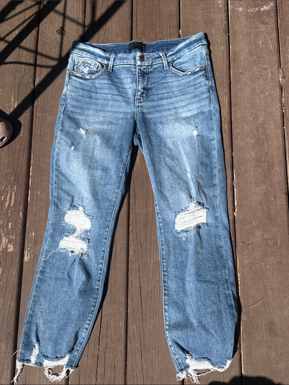 Women’s Buckle Black Distressed Blue Jeans - Classic Mid Wash- 28x30